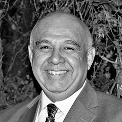 Raul Mavis Profile Photo